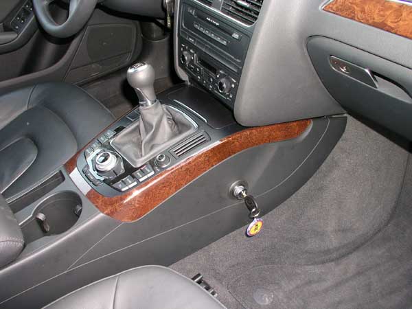 Audi A4 (B8) (8K) (kézi, 6 seb., 