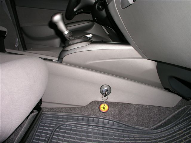 Honda Civic VIII. (kézi, 6 seb., 
