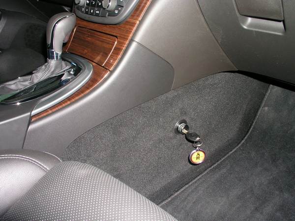 Opel Insignia (A) (automata/Tiptronic) 2008-2017 /1348K/