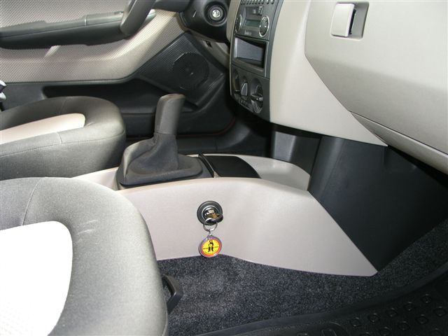 Skoda Fabia I. (6Y) (kézi, 5 seb., 