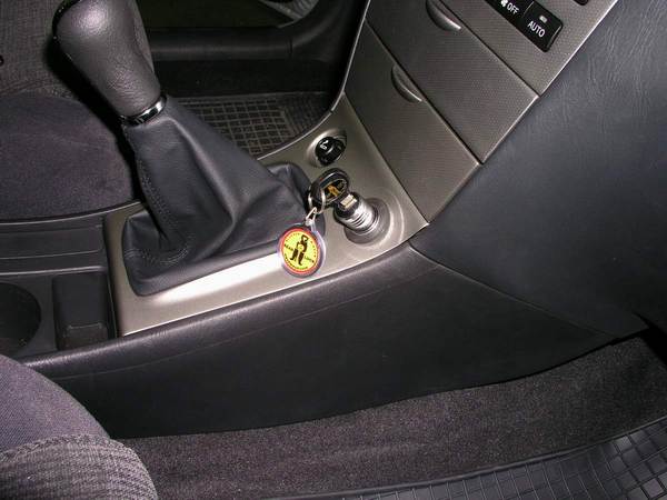 Toyota Corolla IX. (E120) (kézi, 6 seb., 