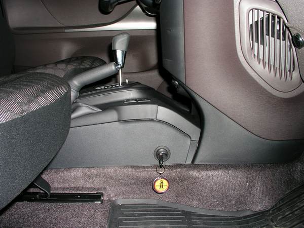 Toyota IQ (AJ1) (automata) 2008-2014 /1351K/