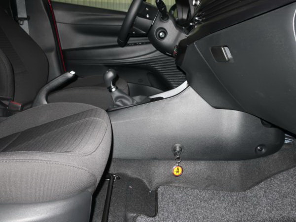Hyundai i20 III 5 seb R hátul 2020 tól 2212K