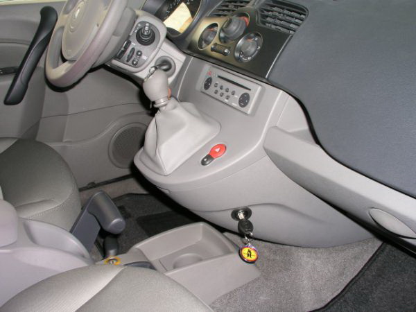 Mercdes Benz Citan 6 seb R elöl 2012 től 2154W