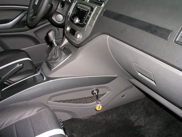 Ford Kuga I. (kézi, 6 seb., 
