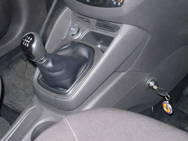 Ford Transit Courier (kézi, 5 seb.) 2014-től /1789K/