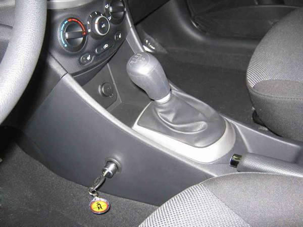Hyundai Solaris (kézi, 5 seb., 