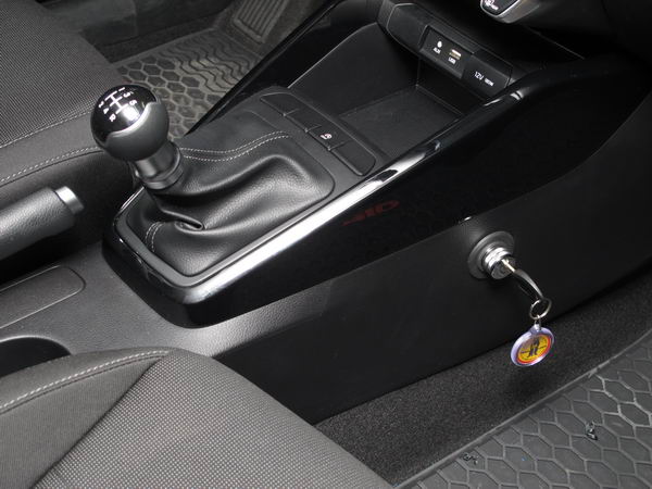 Kia Rio IV. (kézi, 5 seb., 