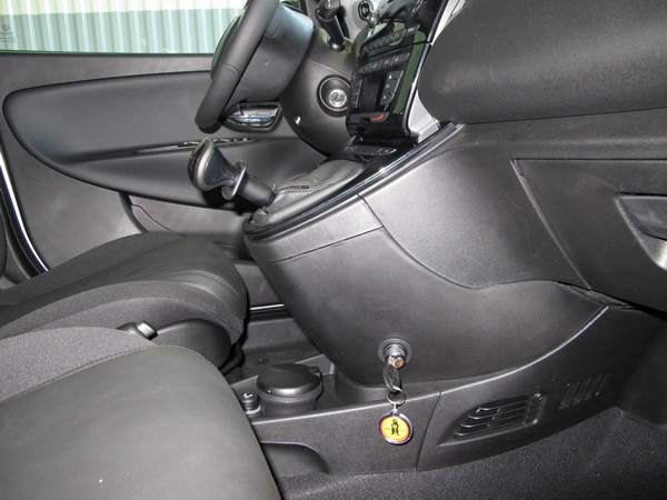 Lancia Ypsilon II. (846) (kézi, 5 seb., 