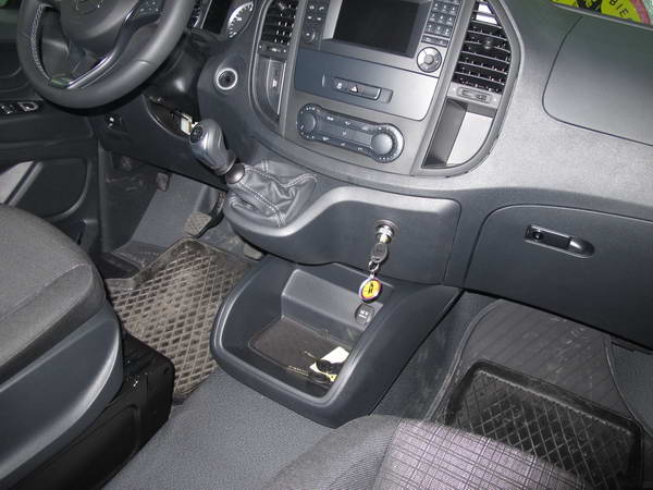 Mercedes Vito III. W447 (kézi, 6 seb., 