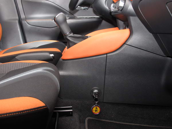 Nissan Micra IV. (K14) (kézi, 5 seb., 