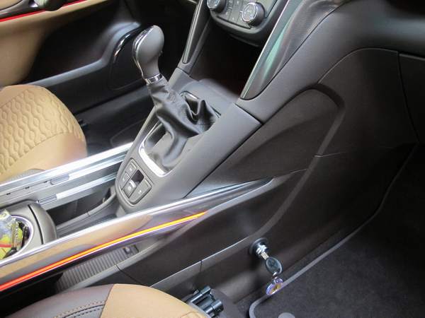 Opel Zafira (C) Tourer (kézi, 6 seb., 