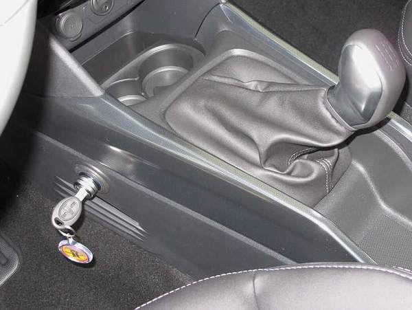 Peugeot 2008 (A94) HDI (kézi, 5 seb., 