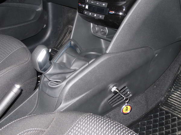 Peugeot 208 (C) (kézi, 5 seb., 
