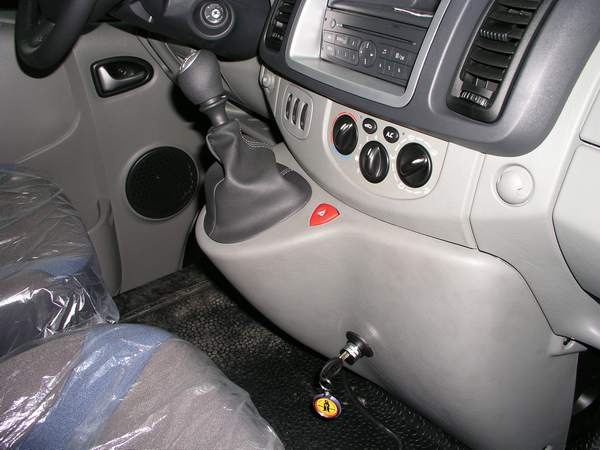 Renault Trafic II. (kézi, 6 seb., 