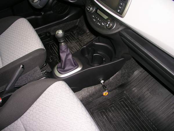 Toyota Yaris III. (kézi, 6 seb., 