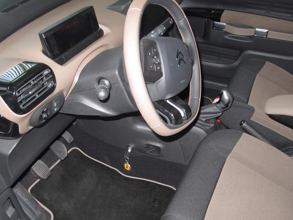 Citroen C4 Cactus (kézi, 5 seb., 