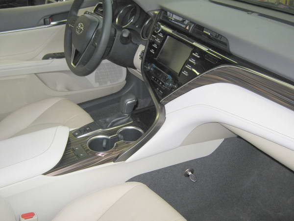 Toyota Camry VIII. (XV70) (automata, 6 aut.) 2017-től /2057R/