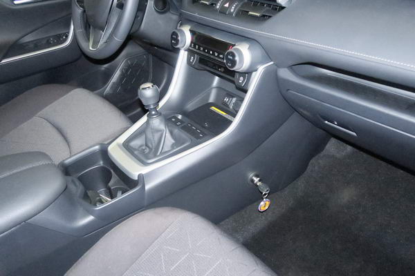 Toyota Rav 4 V (kézi, 6 seb, 