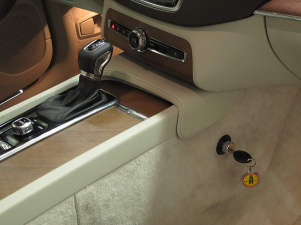 Volvo XC90 II. (L) (automata/szekvenciális) 2015-től /1888K/